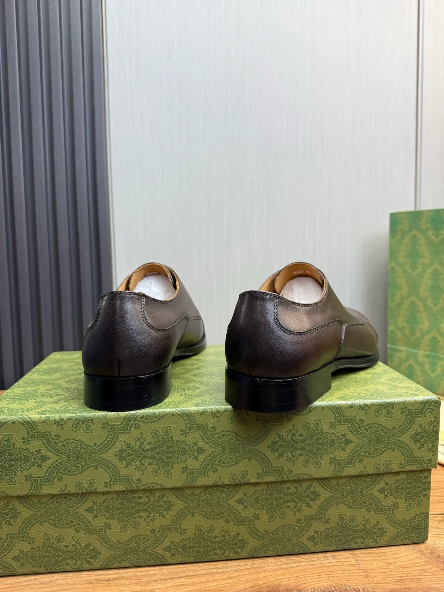 Men's shoes 💰680💰 GUCCI Gucci. Men's business casual leather shoes, all made of imported original brand leather, just to create a more comfortable wearing experience. Upper: original cowhide + imported cowhide lining, original non-slip and wear-resistant outsole ✔️36-45 (38.45 non-refundable)